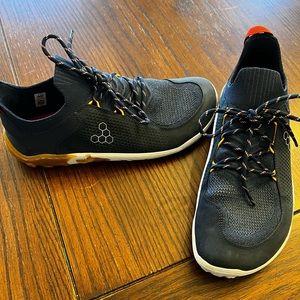 Vivo barefoot women’s shoes